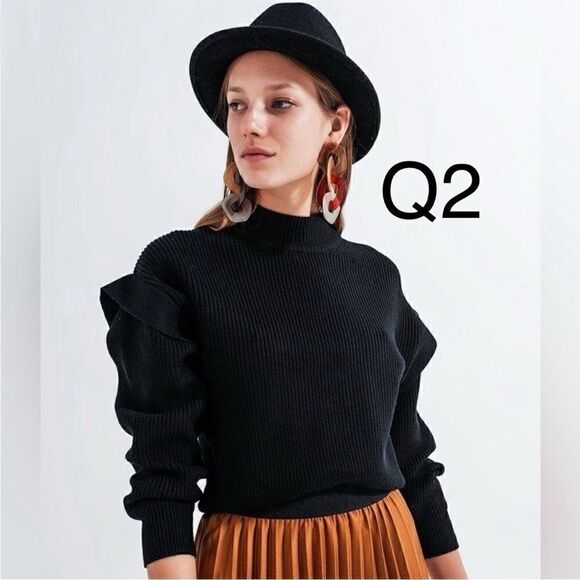 Q2 Sweaters - New Q2 Detailed Sleeve Sweater
